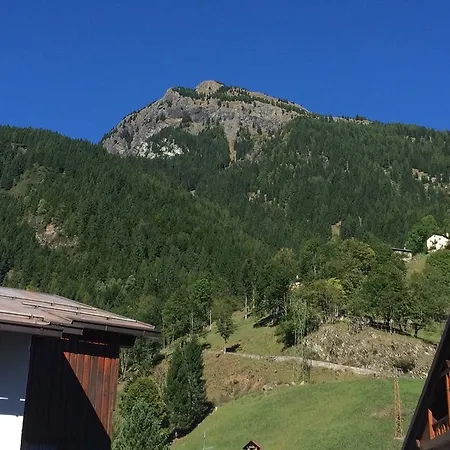 Ciesa La Rocia شقة *